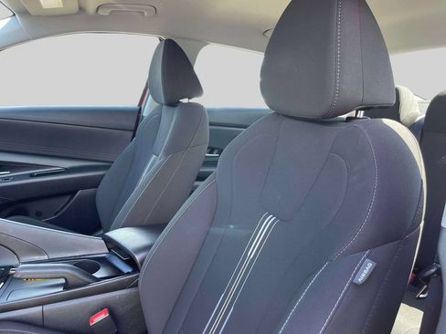 Certified 2023 Hyundai Elantra SEL FWD image 19