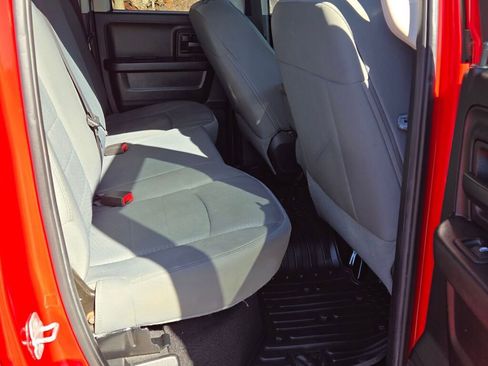 Used 2014 RAM 1500 Express image 8