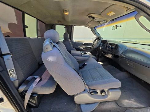 Used 2003 Ford F150 XLT RWD image 14