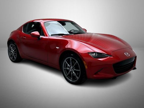 Used 2017 MAZDA MX-5 Miata RF Grand Touring RWD image 3