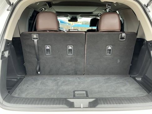 Used 2025 Honda Pilot Elite image 6