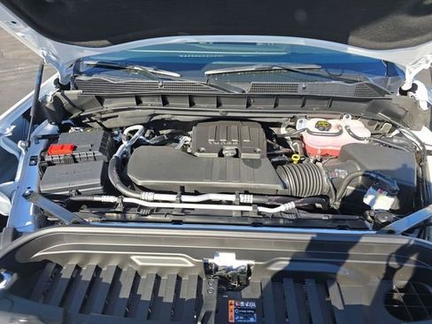 Used 2025 GMC Sierra 1500 Elevation image 29