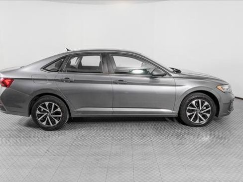 Used 2024 Volkswagen Jetta S FWD image 8