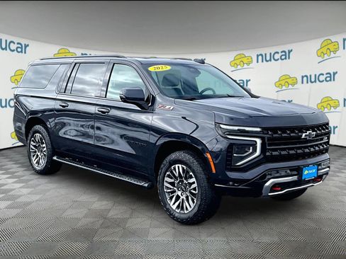 Used 2025 Chevrolet Suburban Z71 w/ Z71 Off-Road Package image 1