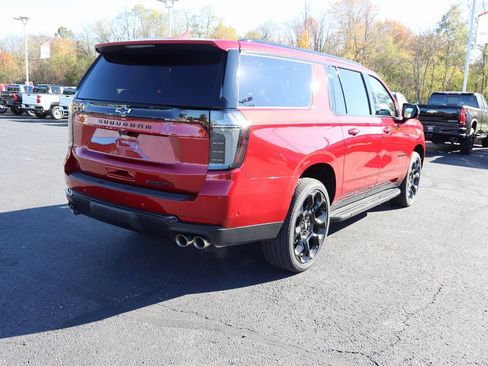 New 2026 Chevrolet Suburban RST image 34