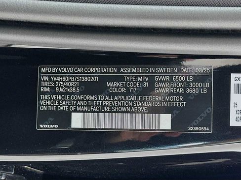 New 2025 Volvo XC90 T8 Plus w/ Protection Package Premier image 32