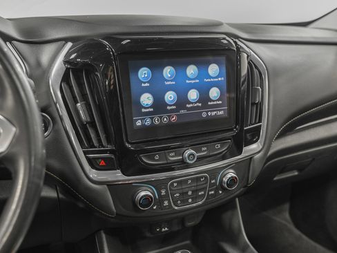 Used 2020 Chevrolet Traverse LT w/ LT Premium Package image 22