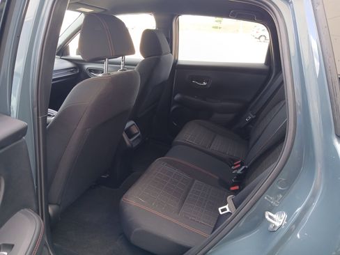 Used 2024 Honda HR-V Sport image 9