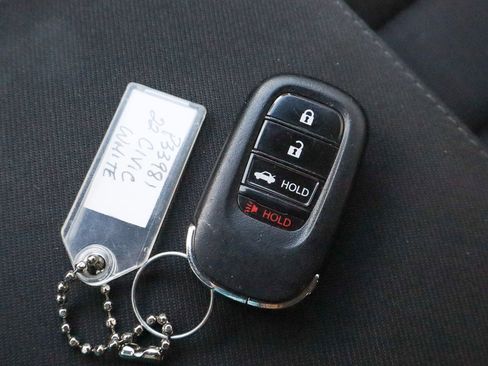 Used 2022 Honda Civic LX image 29