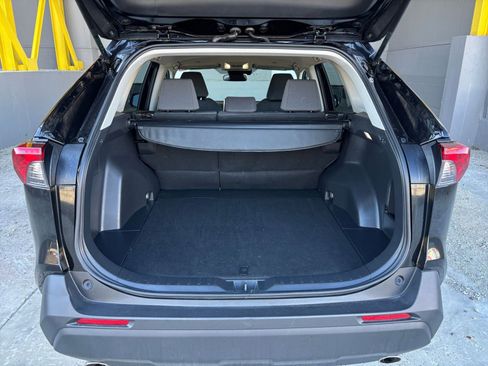 Used 2025 Toyota RAV4 XLE image 27