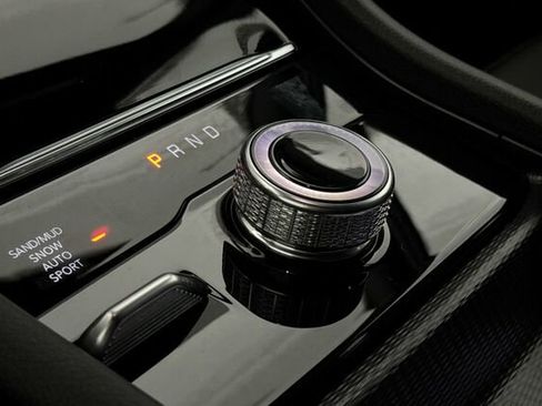 New 2025 Jeep Grand Cherokee Limited image 19