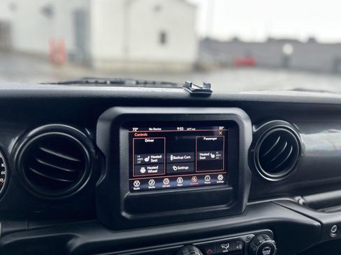 Used 2020 Jeep Wrangler Unlimited Sport AWD/4WD image 22