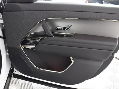 Certified 2025 Land Rover Range Rover Sport AWD/4WD image 17