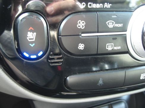 Used 2016 Kia Soul + w/ Primo Package image 27