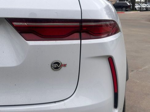Used 2021 Jaguar F-PACE SVR image 13