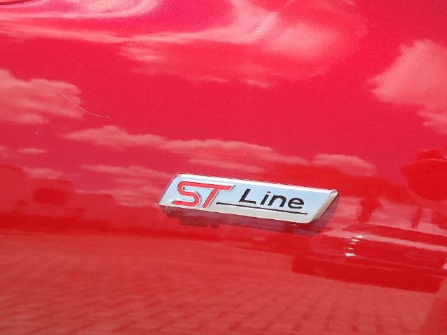 Used 2023 Ford Escape ST-Line w/ Tech Pack #1 FWD image 9