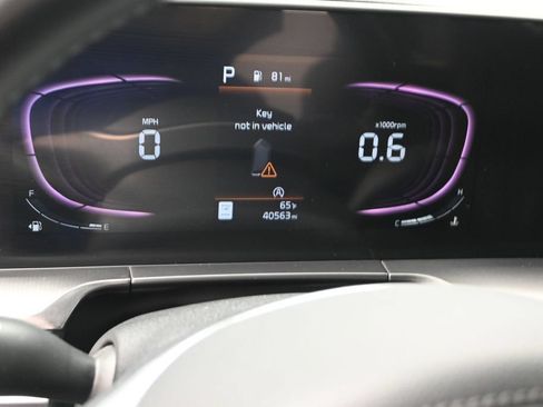 Used 2023 Kia Telluride S w/ S Sunroof Package FWD image 21