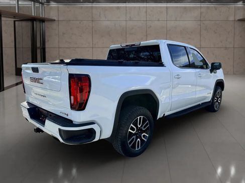 Used 2021 GMC Sierra 1500 AT4 w/ AT4 Premium Package AWD/4WD image 3
