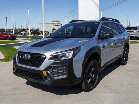 Used 2025 Subaru Outback Wilderness AWD/4WD image 4