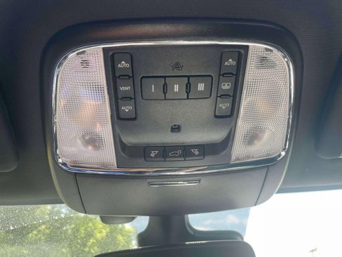 Used 2018 Jeep Grand Cherokee High Altitude AWD/4WD image 31