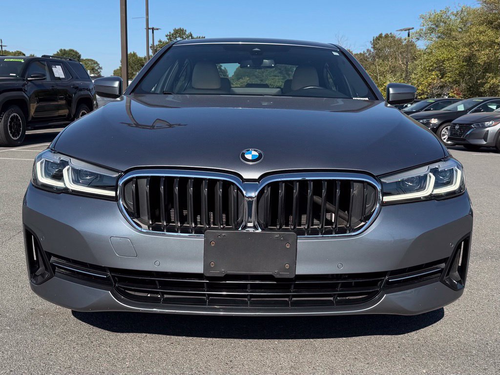 Used 2022 BMW 540i xDrive w/ Convenience Package AWD/4WD image 2