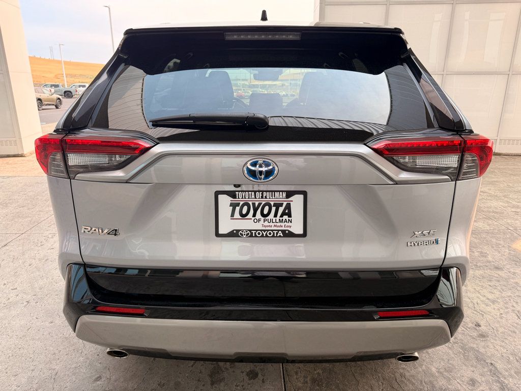 Used 2023 Toyota RAV4 XSE w/ XSE Grade Weather Package AWD/4WD image 7