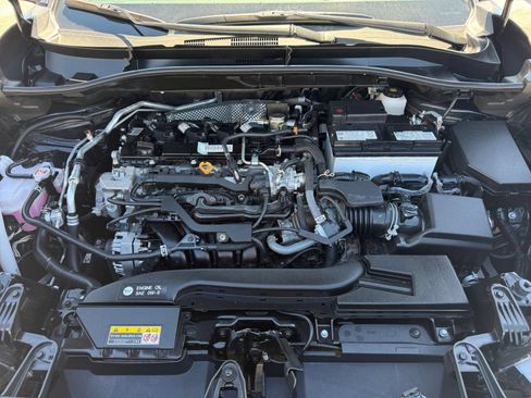 Used 2026 Toyota Corolla Cross XLE FWD image 29