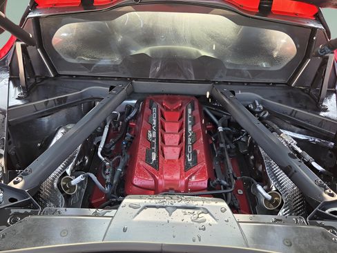 Used 2024 Chevrolet Corvette Stingray Preferred Cpe w/ Z51 Performance Package RWD image 11