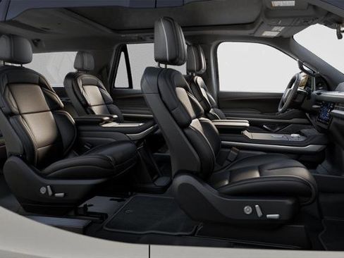 New 2025 Lincoln Navigator L Reserve w/ Jet Appearance Package AWD/4WD image 5