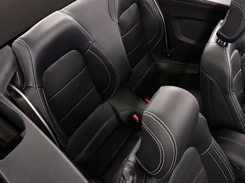 Used 2025 Ford Mustang GT Premium RWD image 29