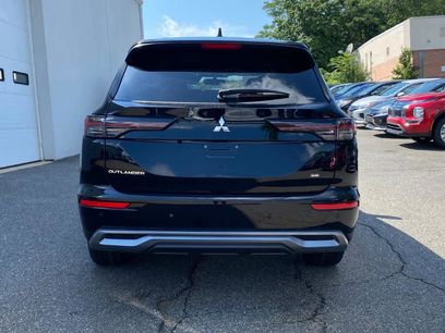 New 2025 Mitsubishi Outlander SE
