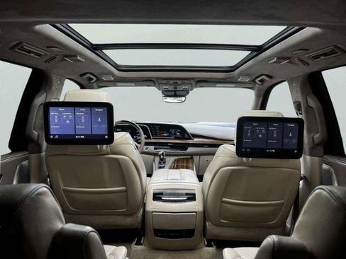 Used 2021 Cadillac Escalade Premium Luxury Platinum AWD/4WD image 58