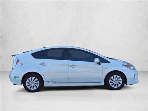 Used 2012 Toyota Prius Prime Plug-In Hybrid image 4
