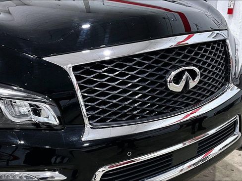 Used 2017 INFINITI QX80 4WD w/ Deluxe Technology Package image 26