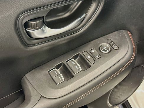 Used 2024 Honda HR-V Sport image 15