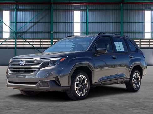 Used 2025 Subaru Forester AWD/4WD image 1