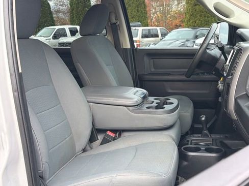 Used 2018 RAM 3500 Tradesman w/ Chrome Appearance Group image 29