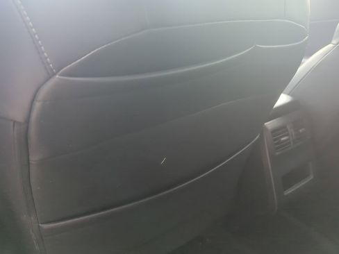 Used 2022 Mitsubishi Outlander SE image 28