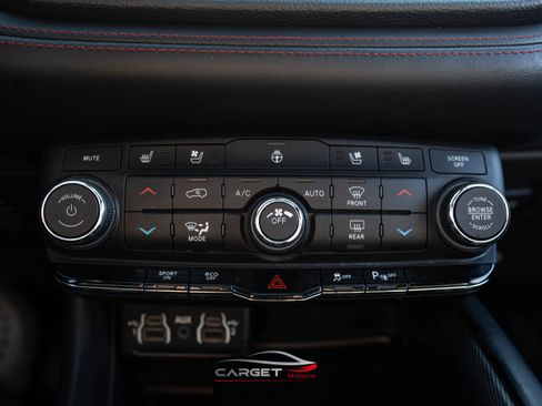 Used 2023 Dodge Durango R/T image 33