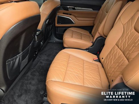 Certified 2025 Kia Telluride SX Prestige X-Line AWD/4WD image 28