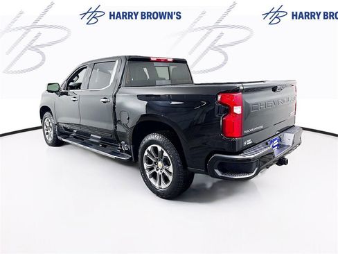 Used 2025 Chevrolet Silverado 1500 High Country w/ Technology Package image 31