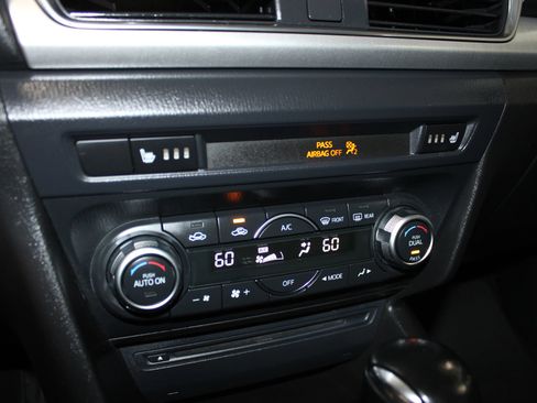 Used 2015 MAZDA MAZDA3 s Grand Touring FWD image 18