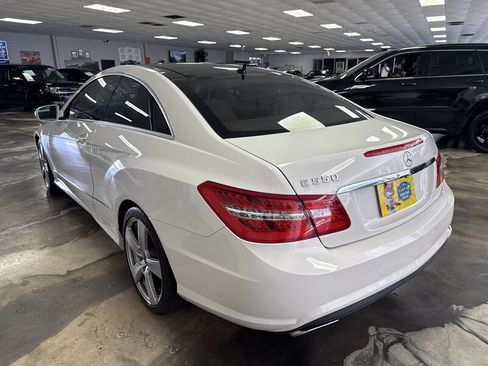 Used 2010 Mercedes-Benz E 550 Coupe image 5