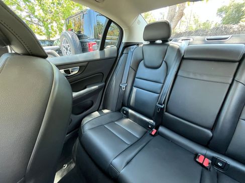 Used 2024 Volvo S60 B5 Core FWD image 40