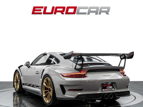 Used 2019 Porsche 911 GT3 RS RWD image 3