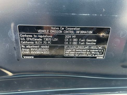 Used 2024 Volvo S60 B5 Core image 43