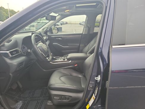 Used 2022 Toyota Highlander Limited AWD/4WD image 20
