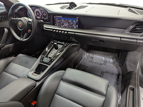 Used 2025 Porsche 911 Carrera S image 18