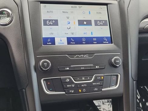 Used 2020 Ford Fusion SE w/ Equipment Group 151A FWD image 13