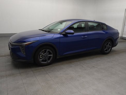 Used 2025 Kia K4 FWD image 2